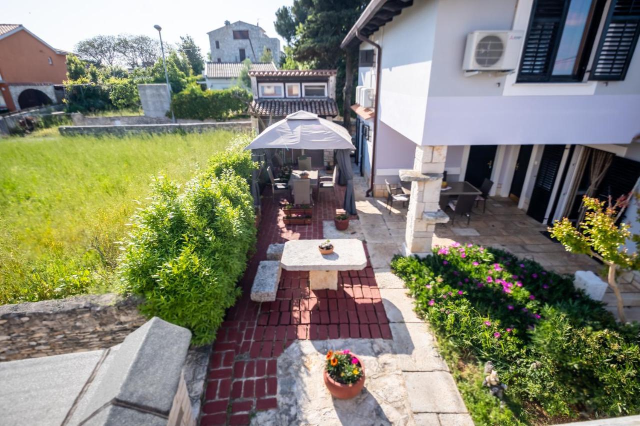 Guesthouse Istra Premantura Exterior foto
